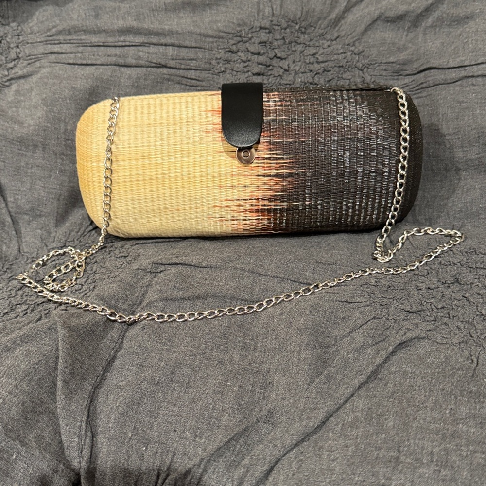 Le Sac Wooden Impression Clutch